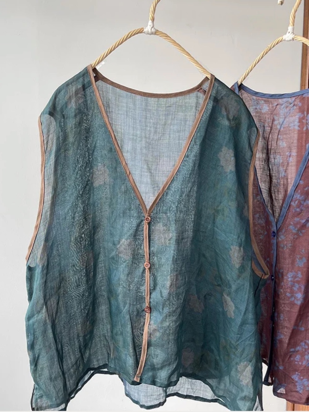 Coandmi floral Blue Boho Vest